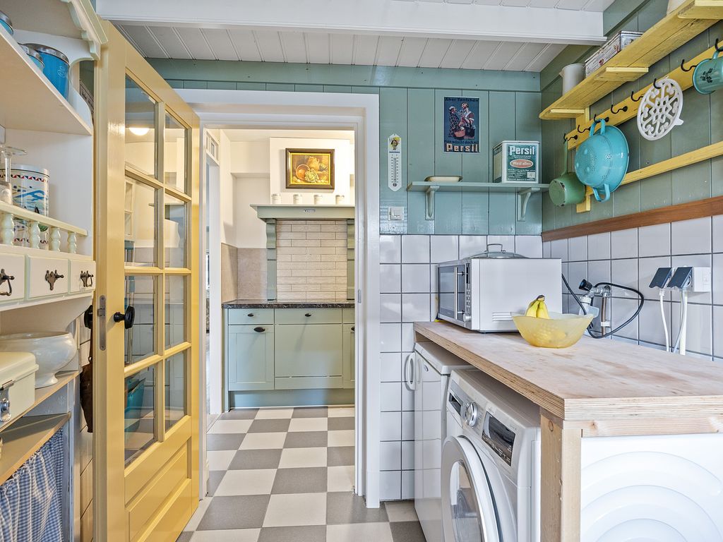 F&ucirc;gelleane 6, Bolsward