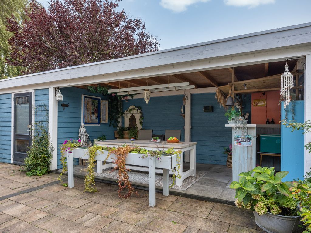 F&ucirc;gelleane 6, Bolsward