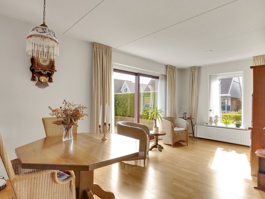 It Koekoeksl&acirc;n 11, Arum