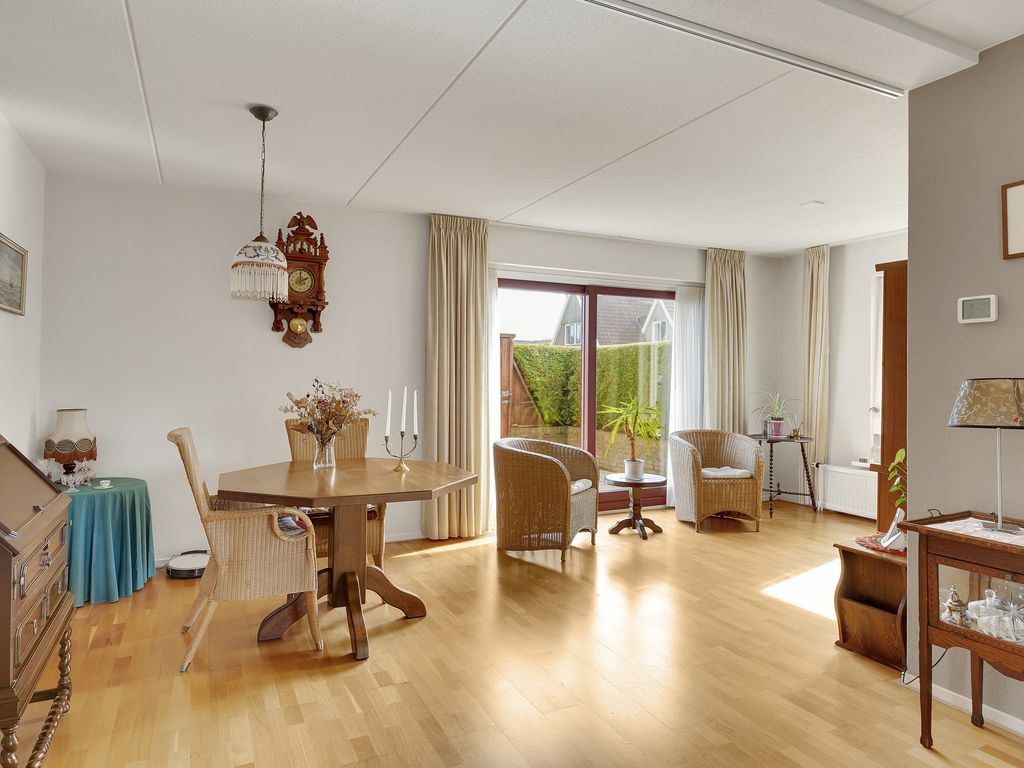 It Koekoeksl&acirc;n 11, Arum