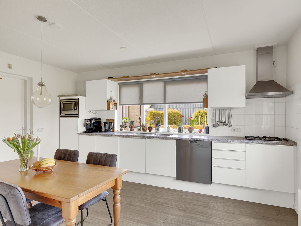 It Koekoeksl&acirc;n 11, Arum