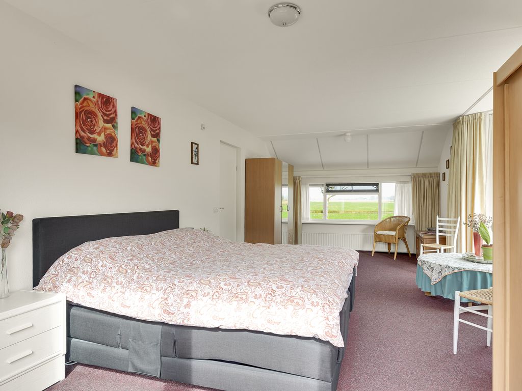 It Koekoeksl&acirc;n 11, Arum