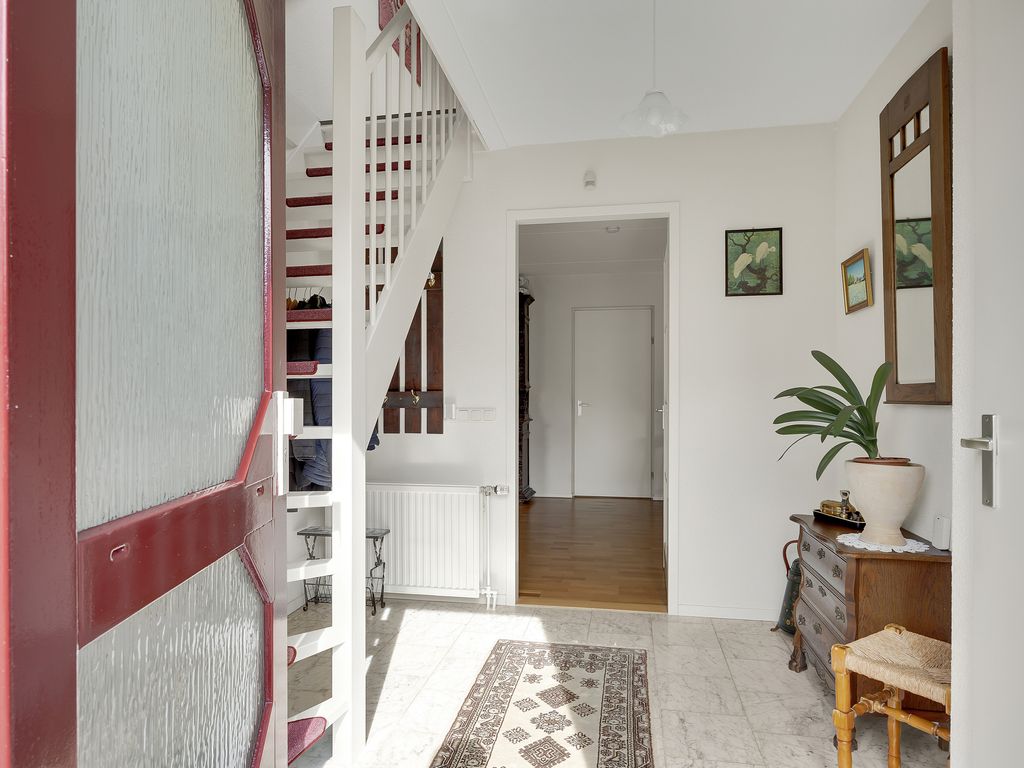 It Koekoeksl&acirc;n 11, Arum