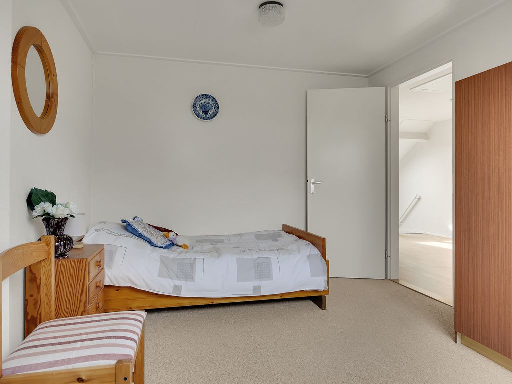 It Koekoeksl&acirc;n 11, Arum