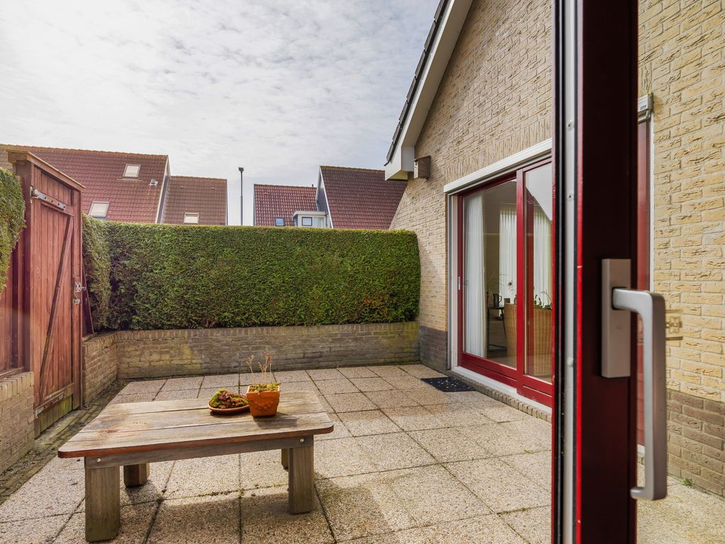 It Koekoeksl&acirc;n 11, Arum