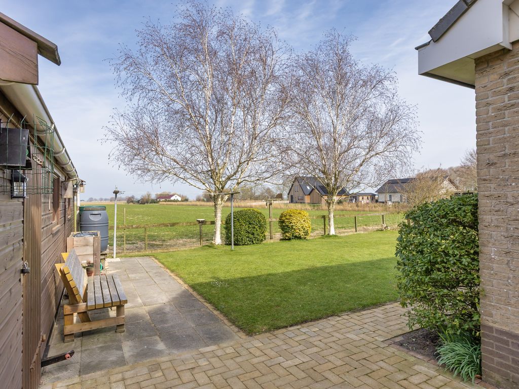 It Koekoeksl&acirc;n 11, Arum