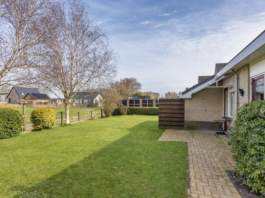 It Koekoeksl&acirc;n 11, Arum