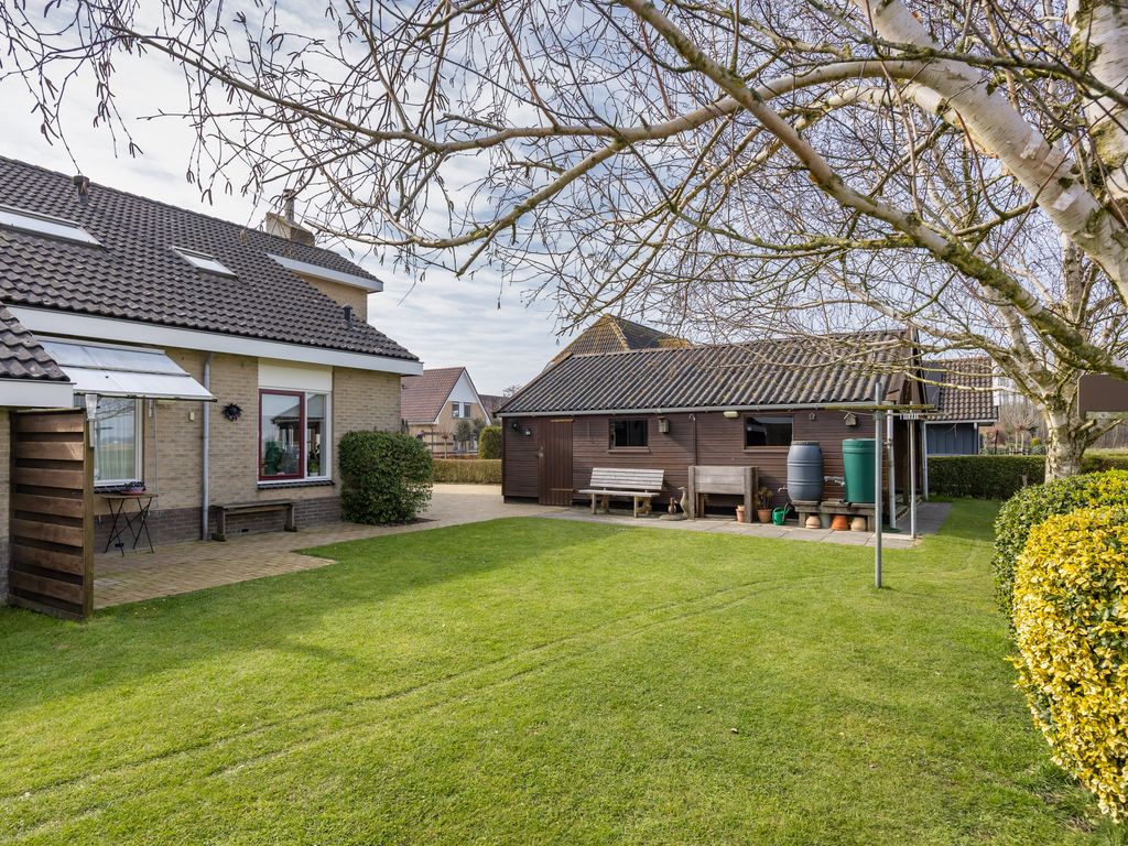 It Koekoeksl&acirc;n 11, Arum