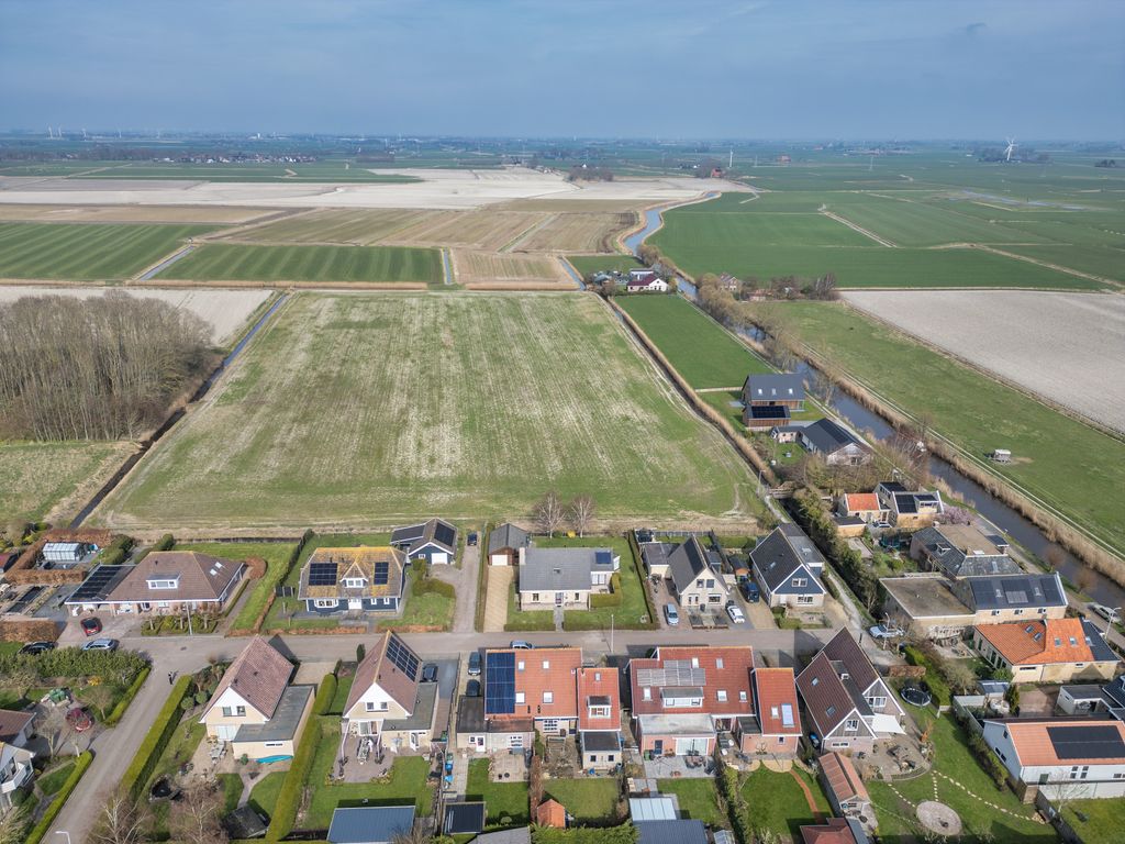 It Koekoeksl&acirc;n 11, Arum