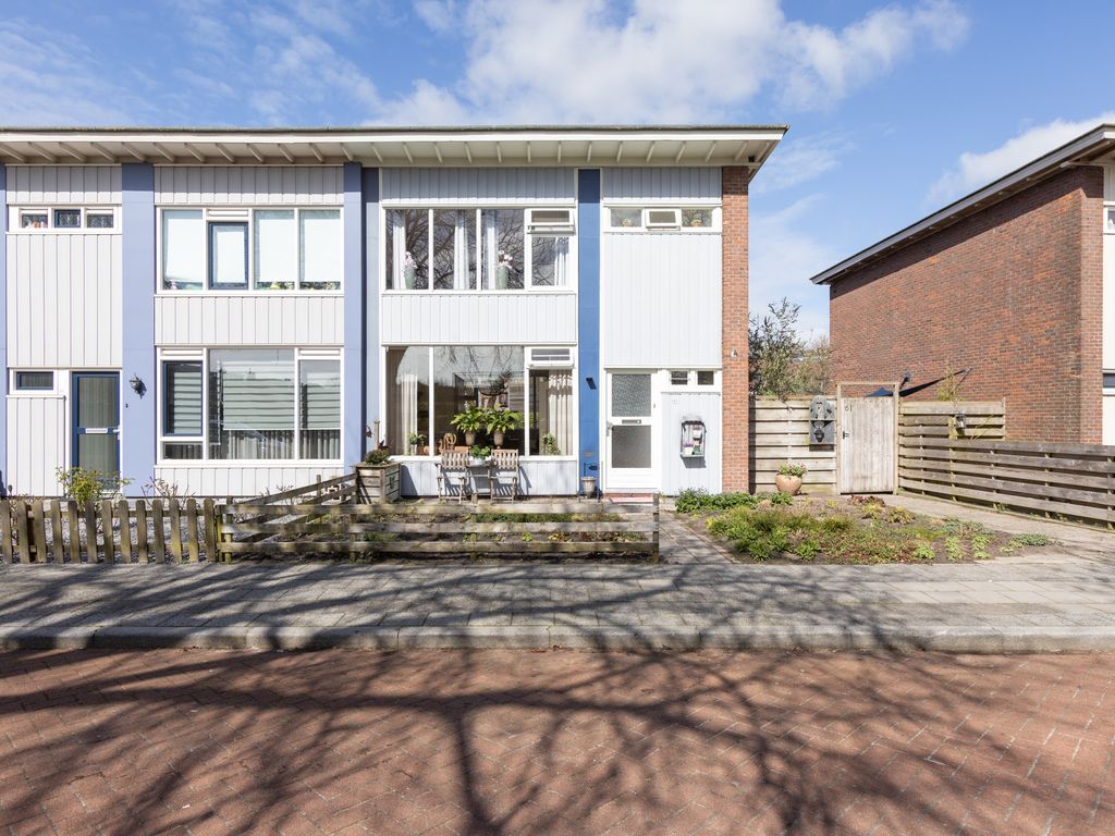 Samuel van Haringhouckstraat 61, Bolsward