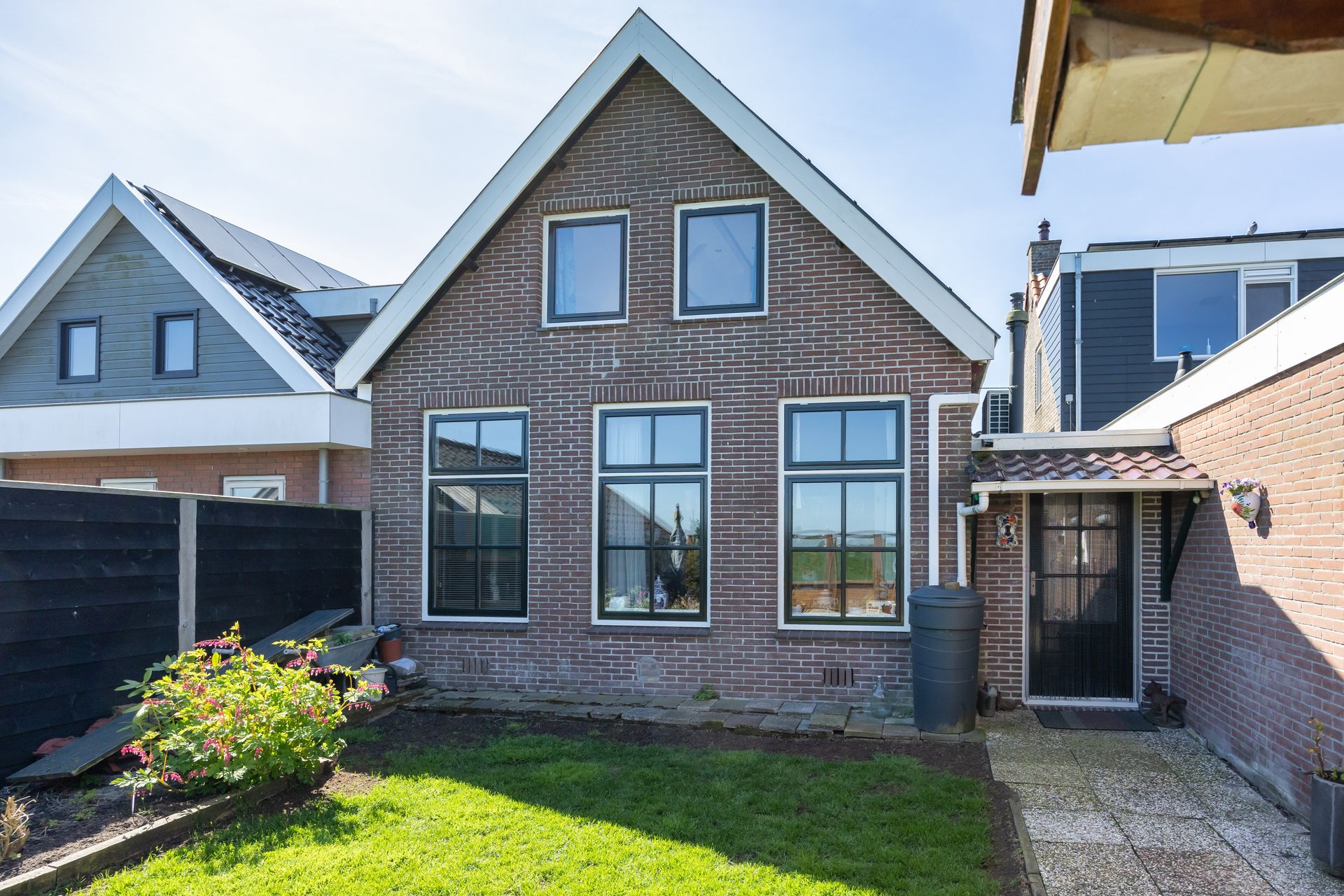 Schoolstraat 20, Burgwerd
