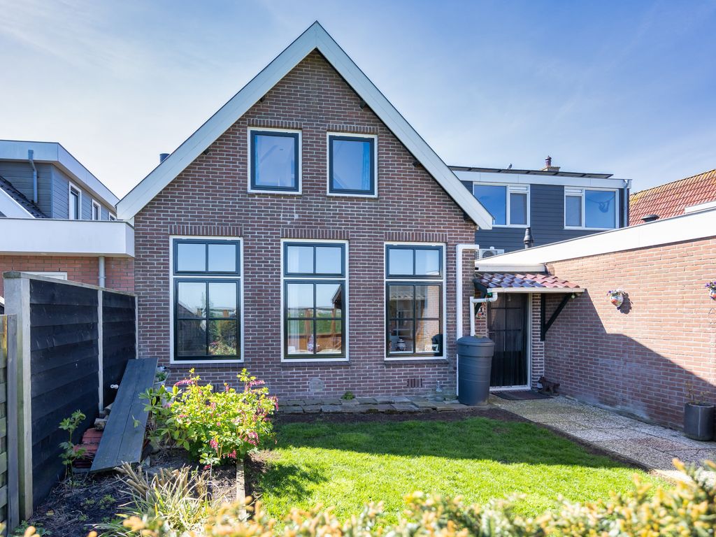 Schoolstraat 20, Burgwerd