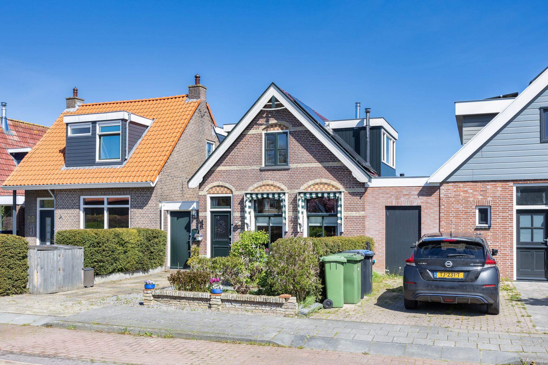 Schoolstraat 20, Burgwerd