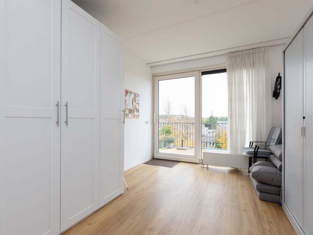 Peter van Thaborplein 34, Bolsward
