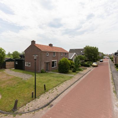 Van Osingaweg 7, Schettens