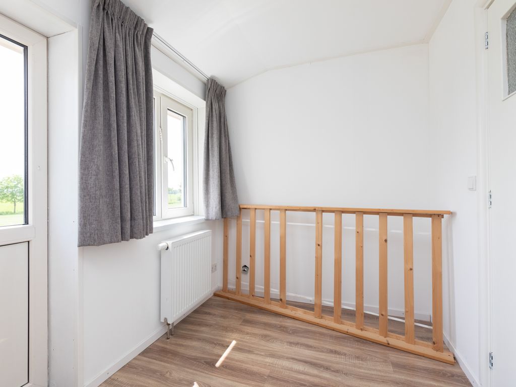 Van Osingaweg 7, Schettens
