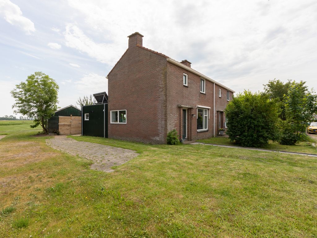 Van Osingaweg 7, Schettens