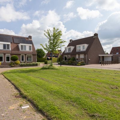 Dennenburg 15, Bolsward