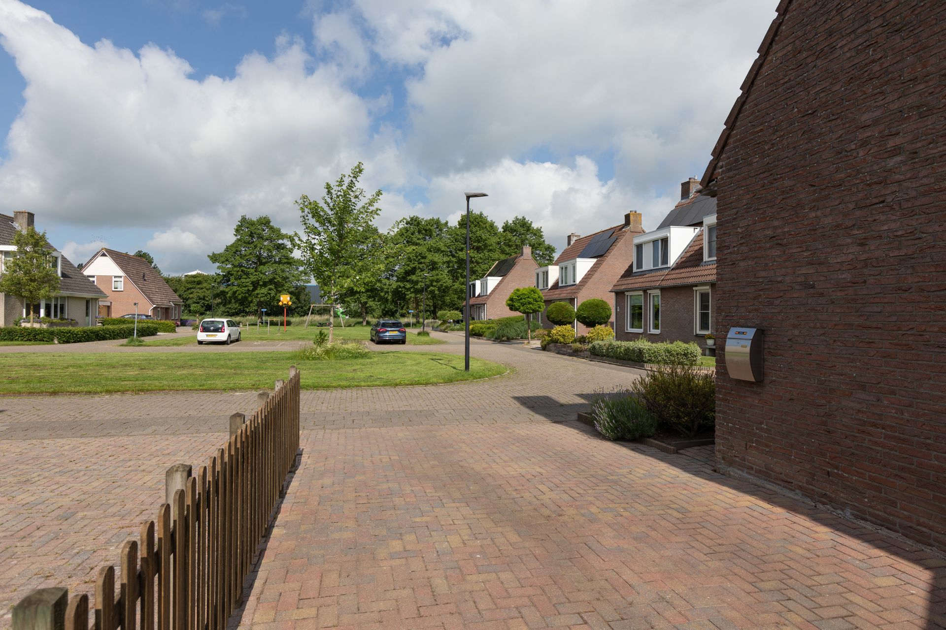 Dennenburg 15, Bolsward