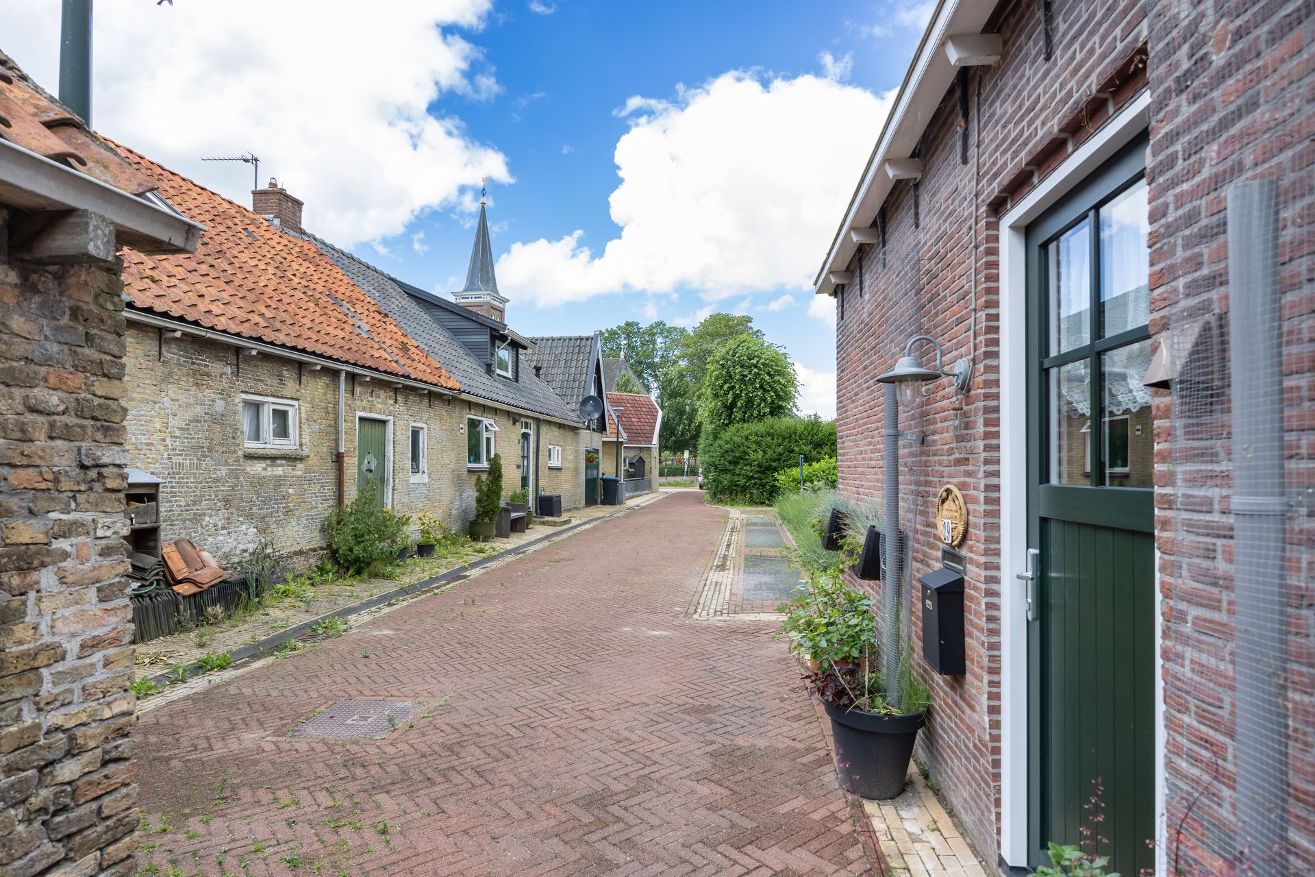 Buren 29, Dedgum