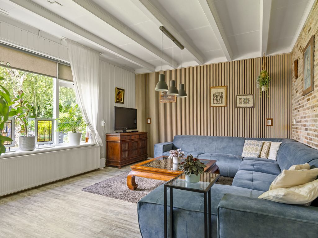 Buren 29, Dedgum