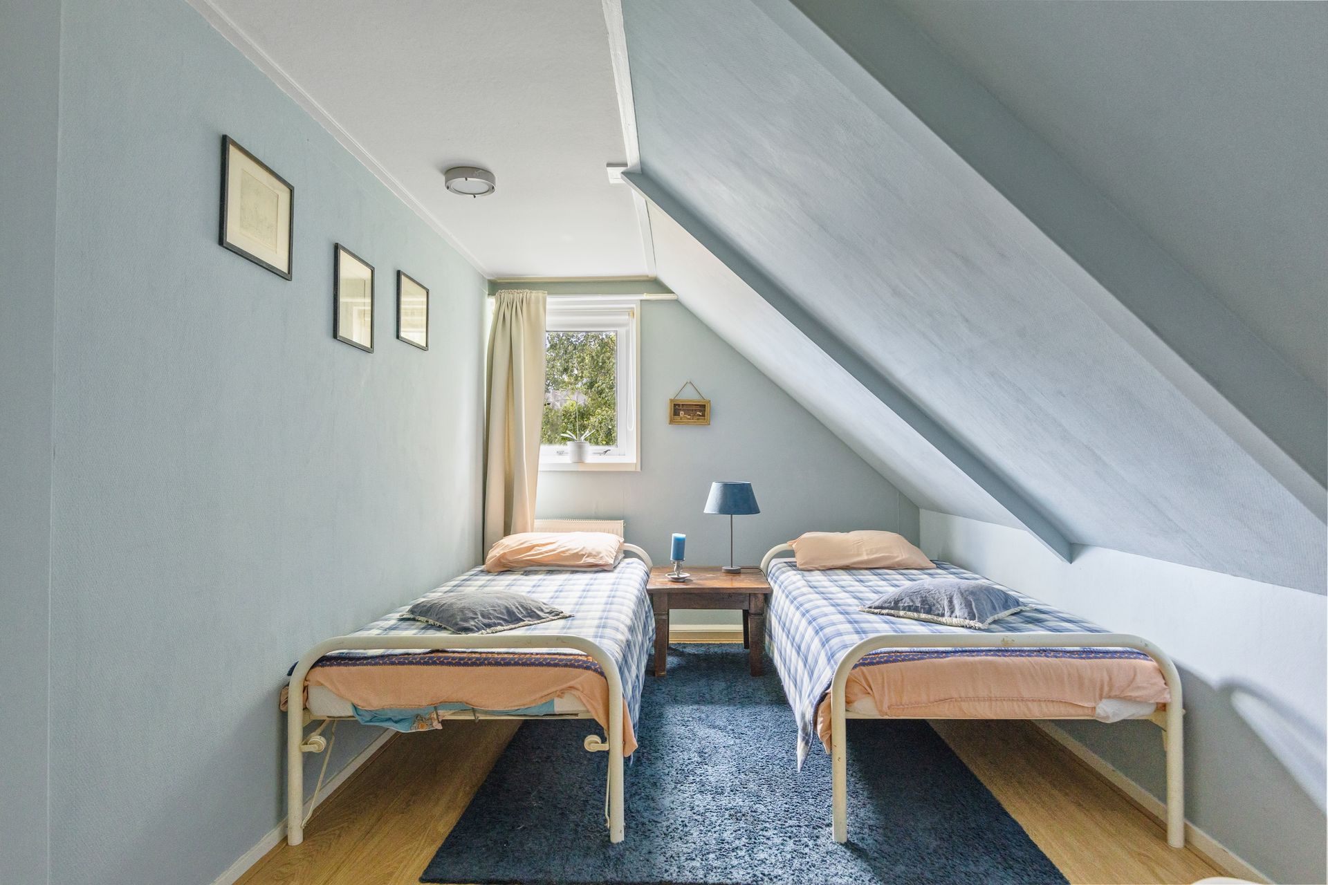 Buren 29, Dedgum