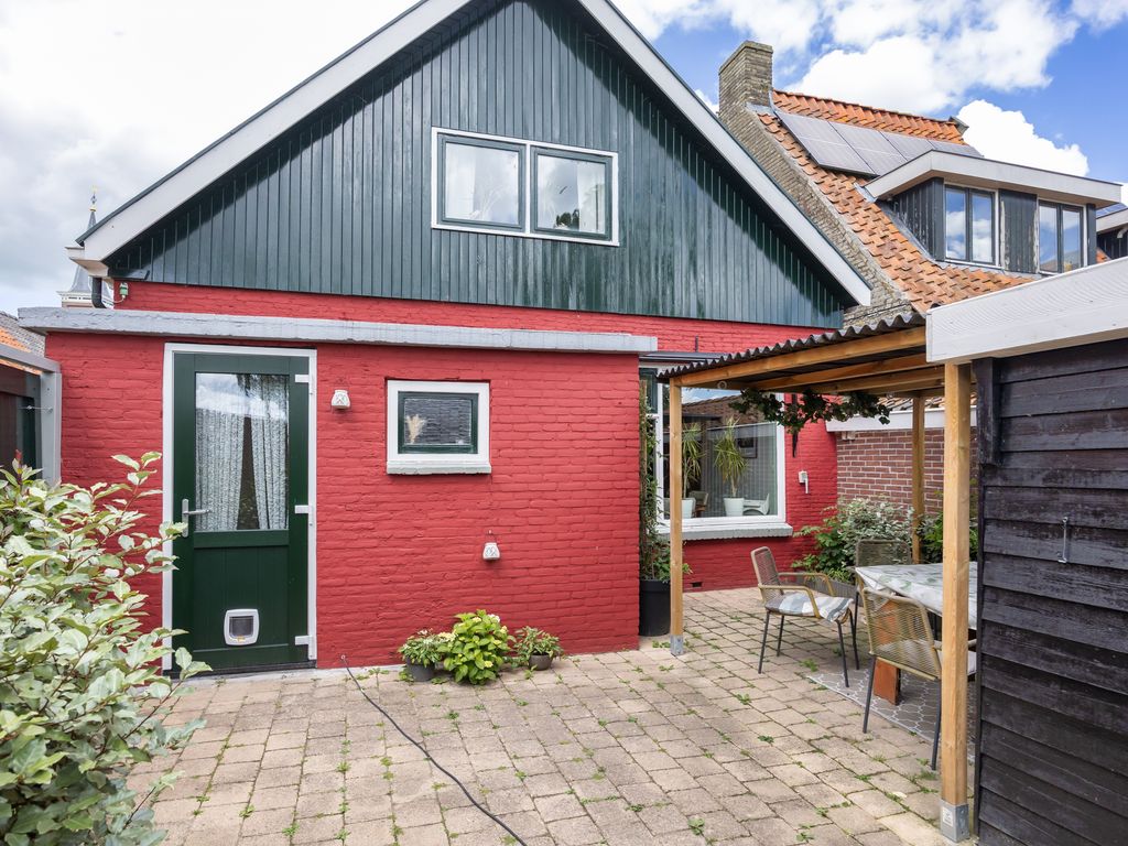 Buren 29, Dedgum