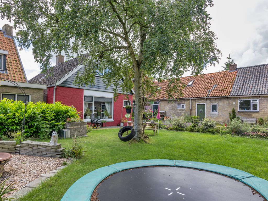 Buren 29, Dedgum