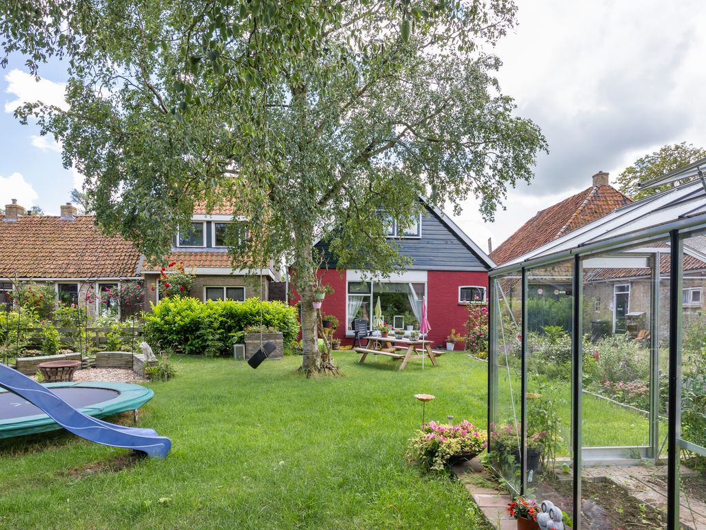 Buren 29, Dedgum