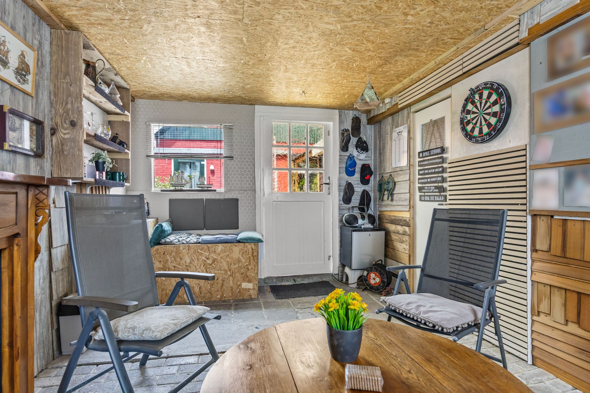 Buren 29, Dedgum