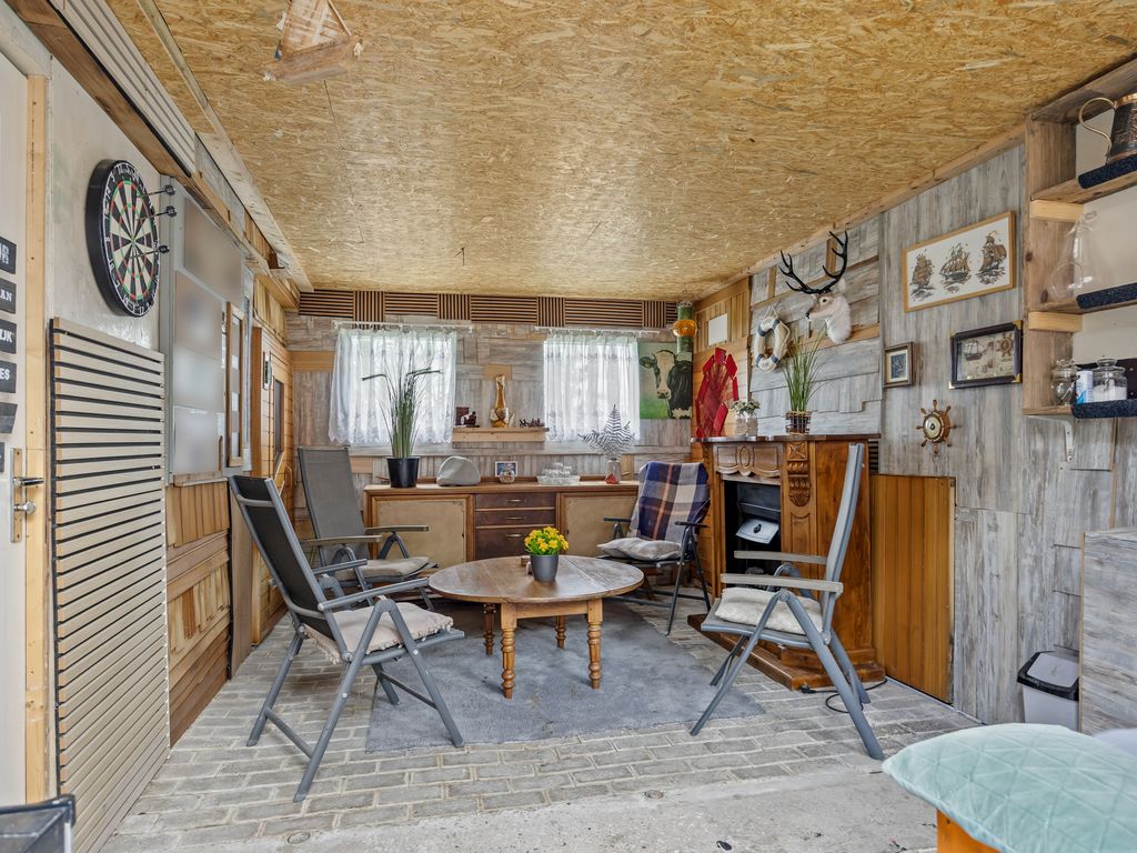 Buren 29, Dedgum