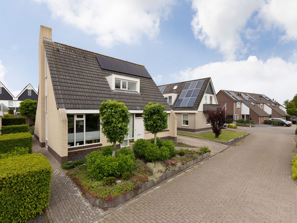 Wilgenburg 4, Bolsward