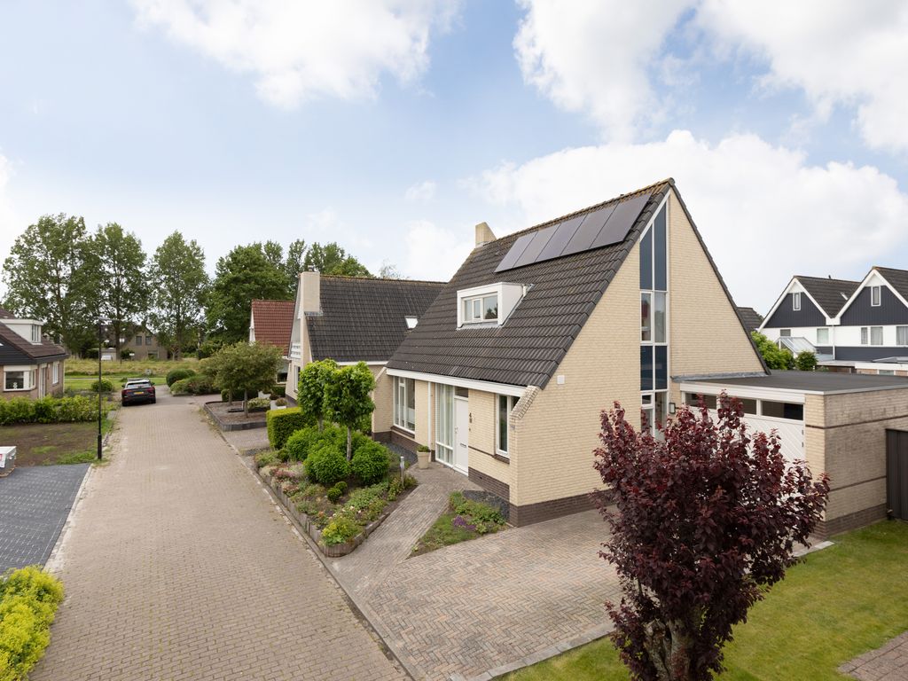 Wilgenburg 4, Bolsward