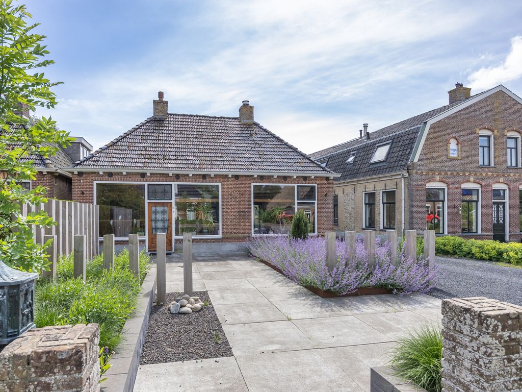 Harlingerweg 9, Kimswerd
