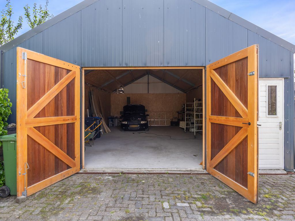 Harlingerweg 9, Kimswerd