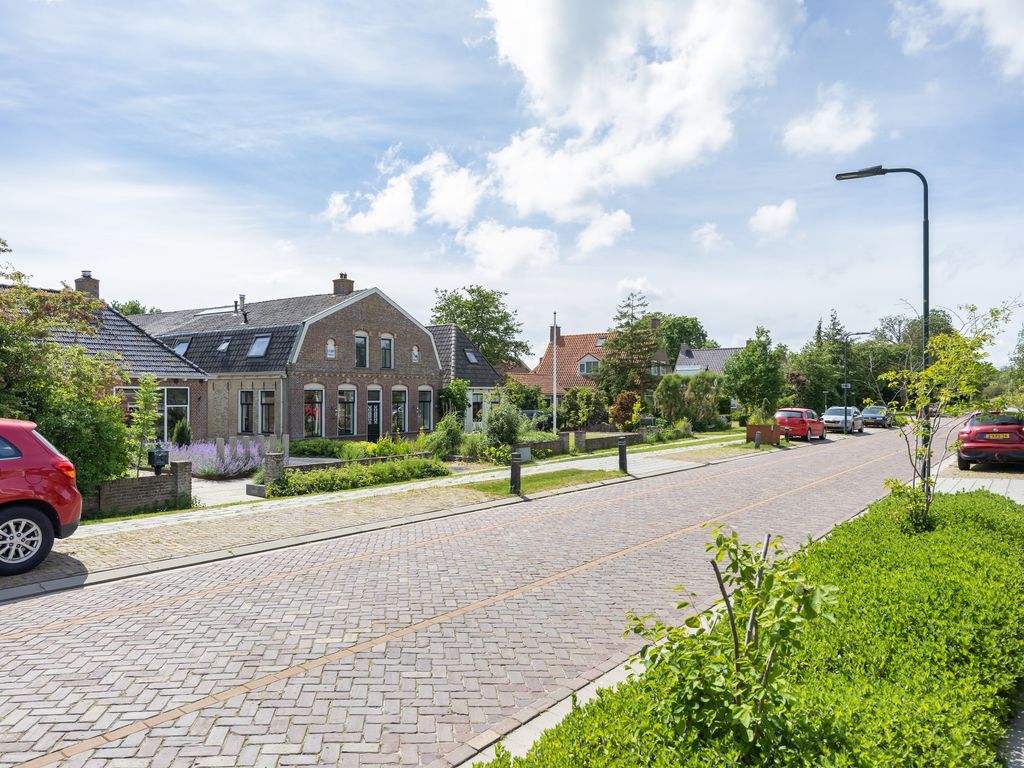 Harlingerweg 9, Kimswerd