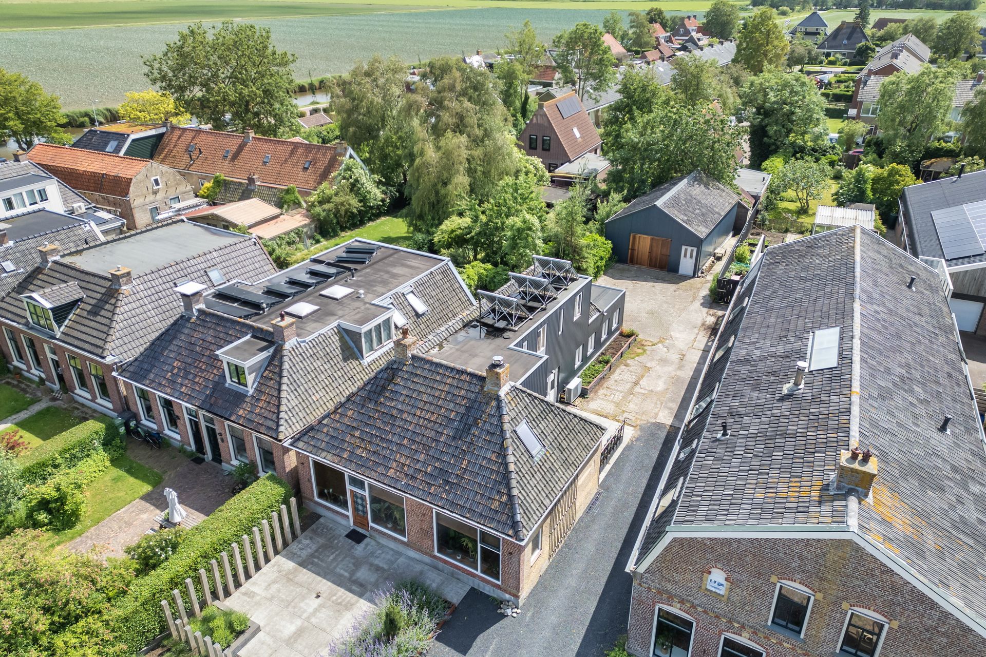 Harlingerweg 9, Kimswerd