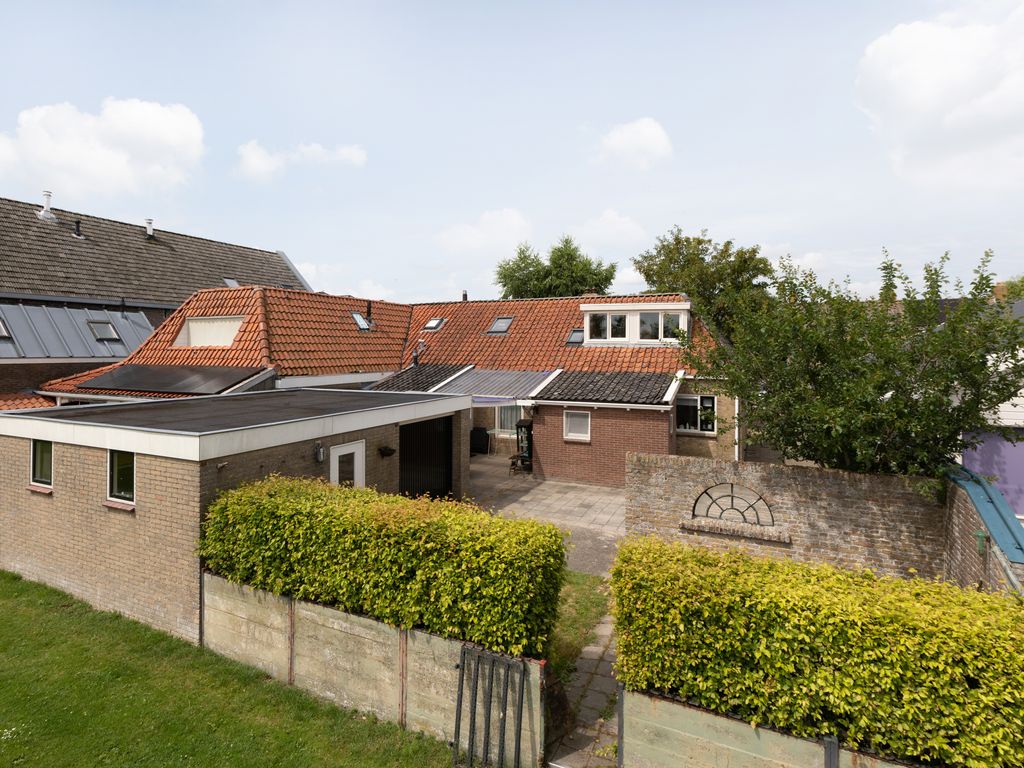 van Osingaweg 11, Schettens