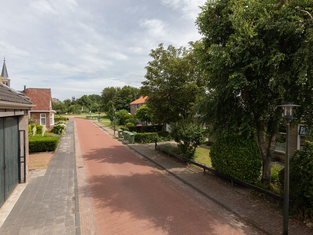 van Osingaweg 11, Schettens