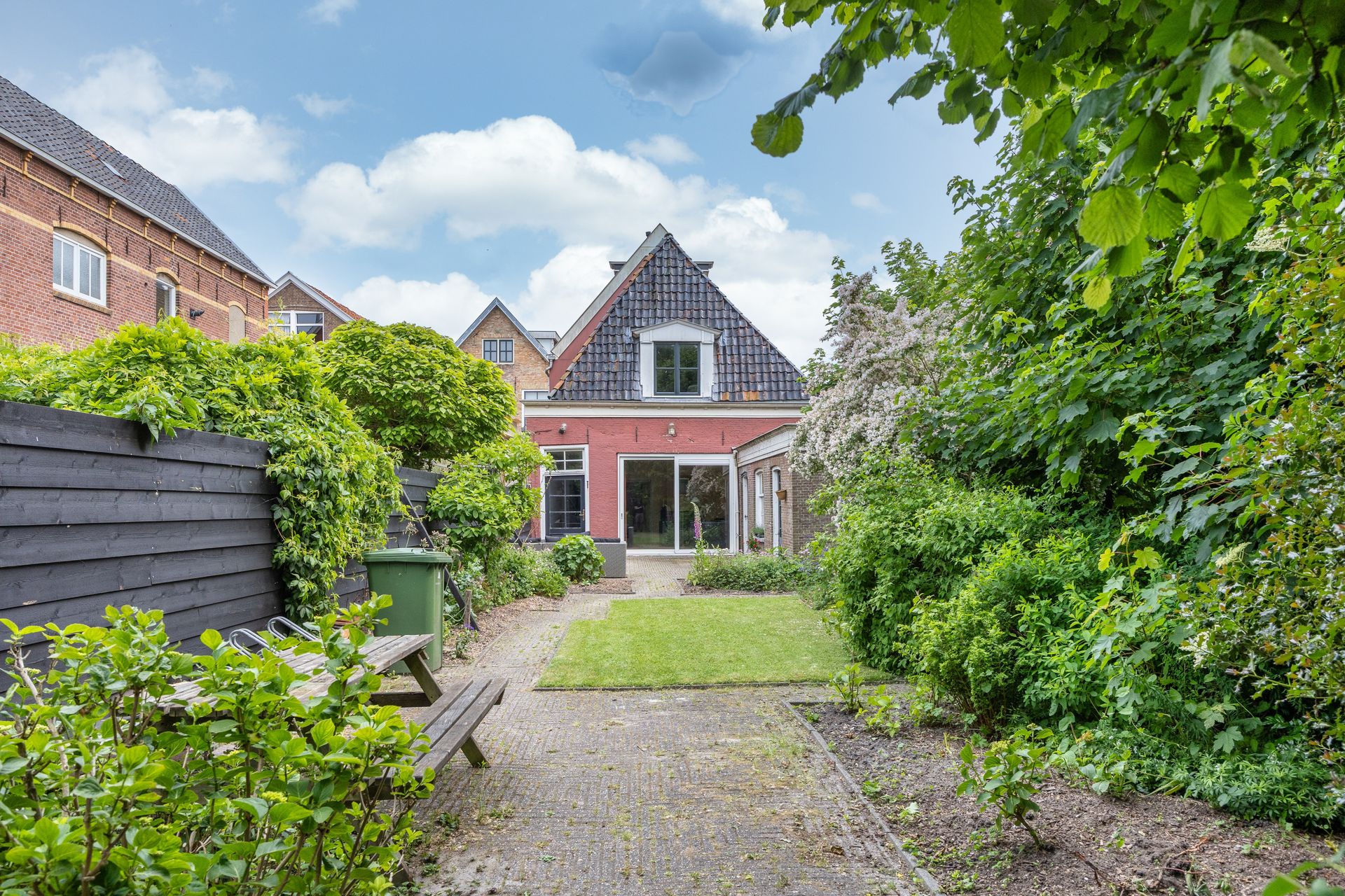 Grote Dijlakker 19, Bolsward