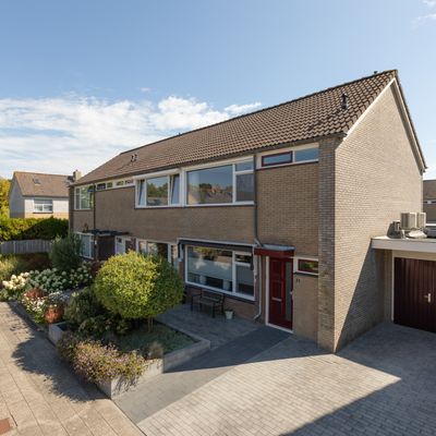 De Roeden 21, Bolsward