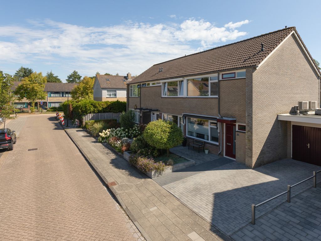 De Roeden 21, Bolsward