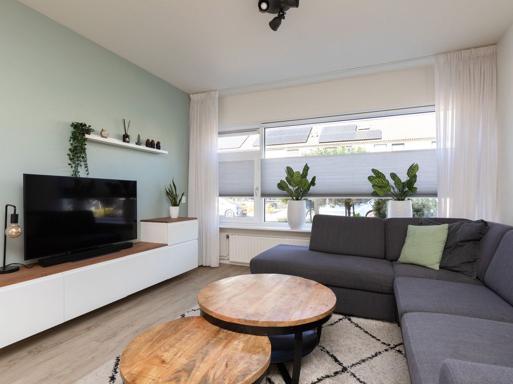De Roeden 21, Bolsward