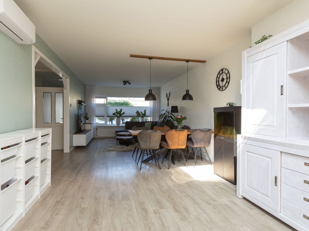 De Roeden 21, Bolsward
