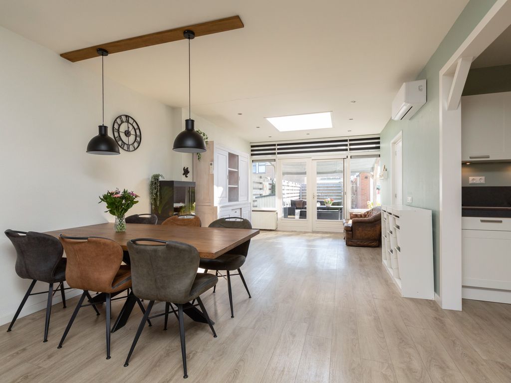 De Roeden 21, Bolsward