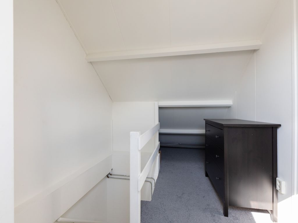De Roeden 21, Bolsward