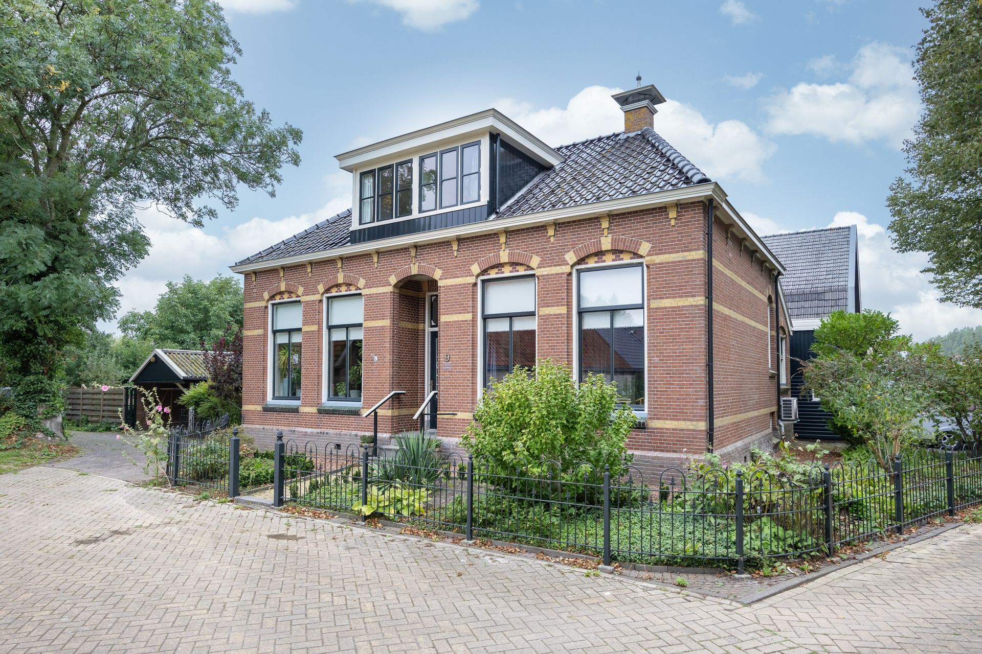 Schoolplein 9, Witmarsum