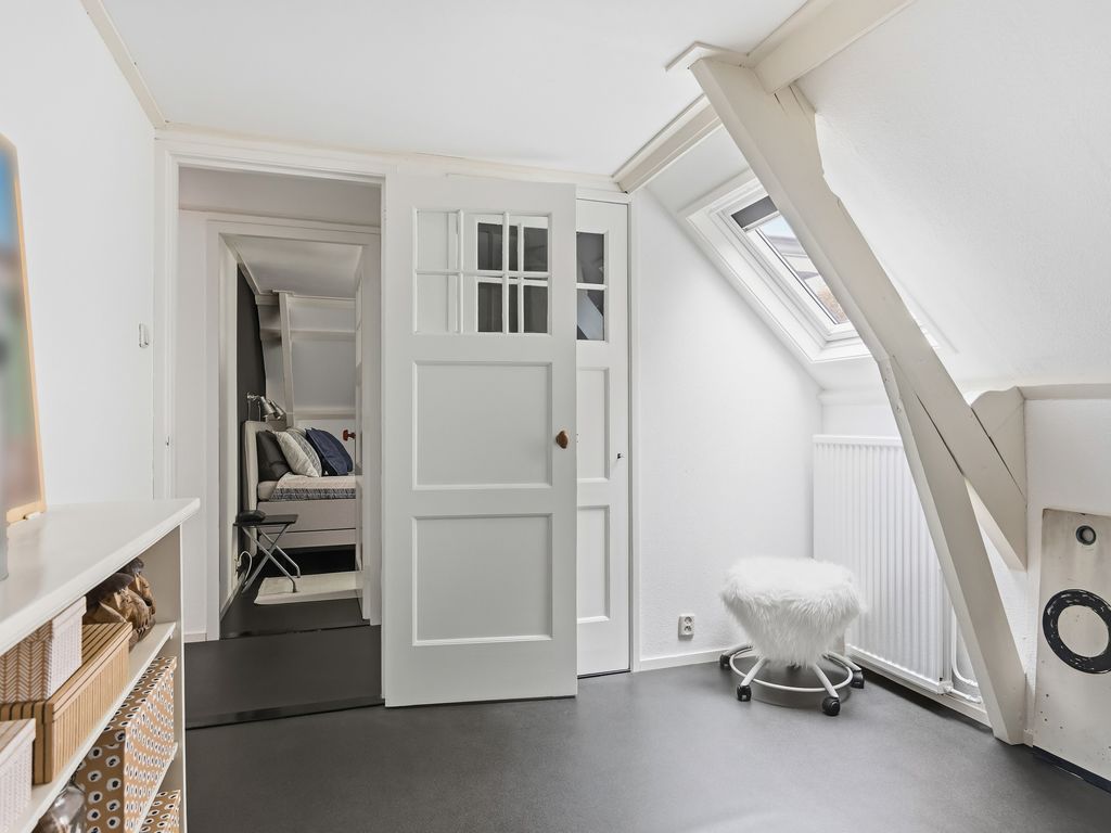 Schoolsingel 22, Arum