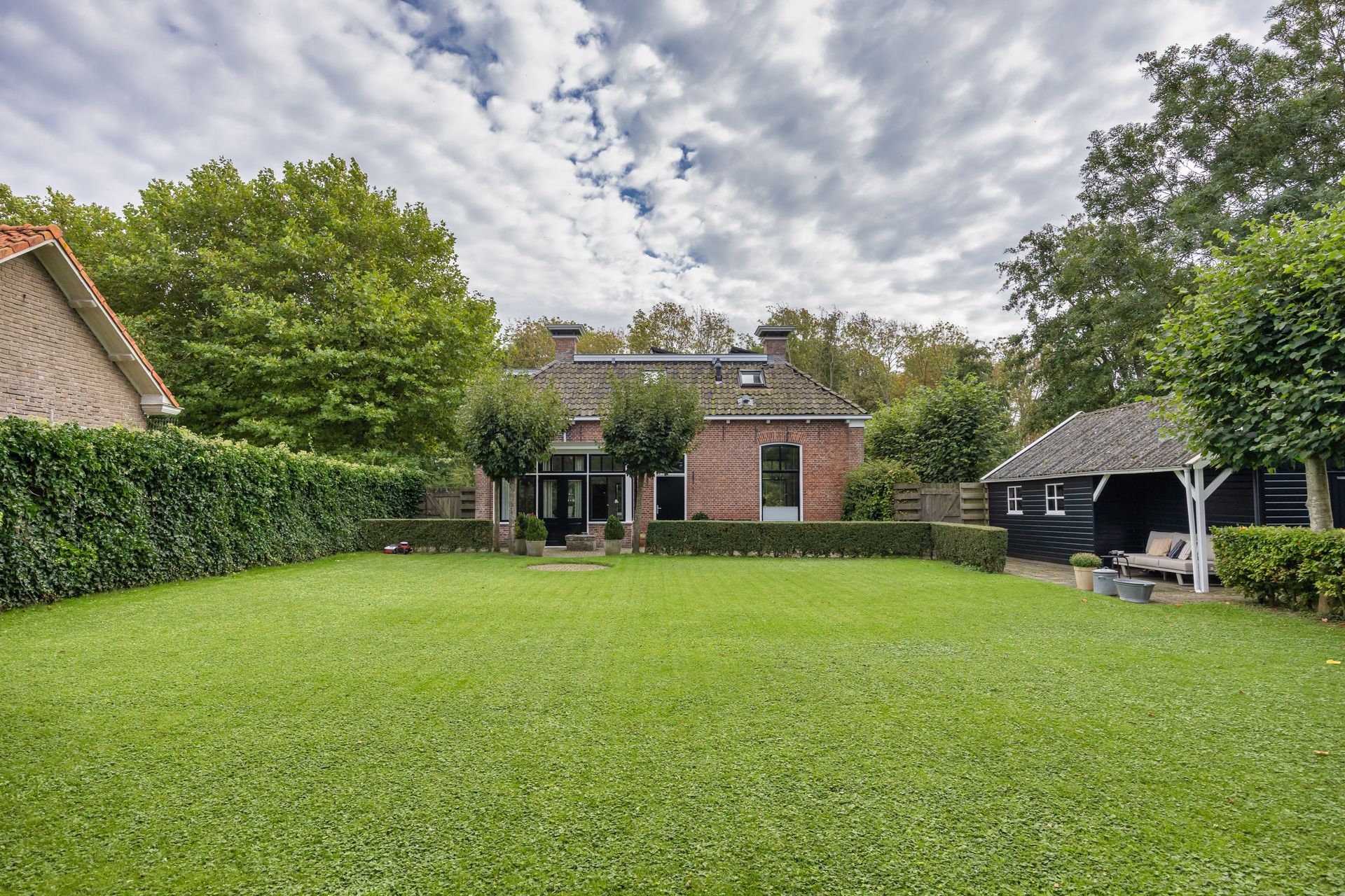 Schoolsingel 22, Arum