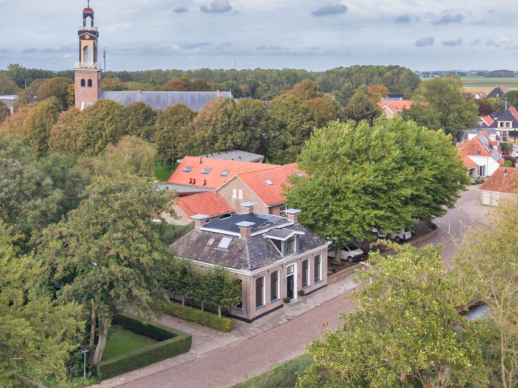 Schoolsingel 22, Arum